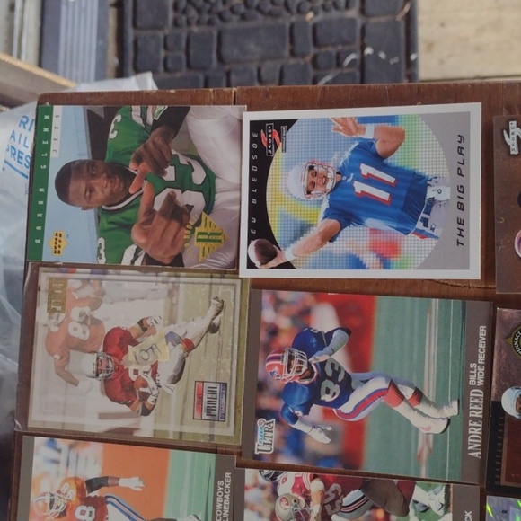 Assorted Football Trading Cards Set - Picture 3 of 6